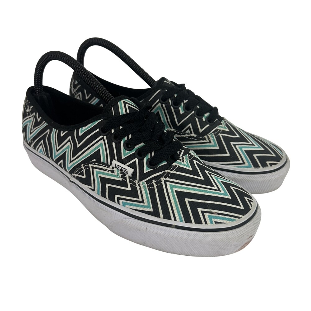 Vans Shoes Womens Size 8.5 Black Chevron Canvas Low Top Casual Skate Sneakers